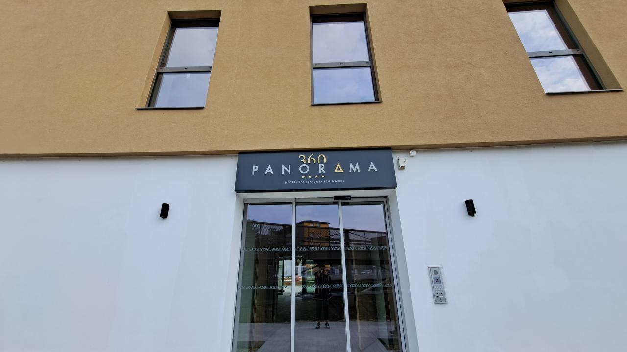 Atelier KAPECI fabriquant des portes aluminium