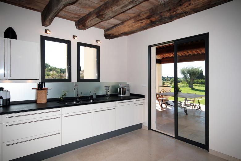 fenêtre cuisine menuiserie aluminium inneal
