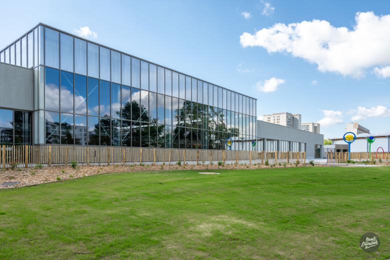 piscine delaune vénissieux