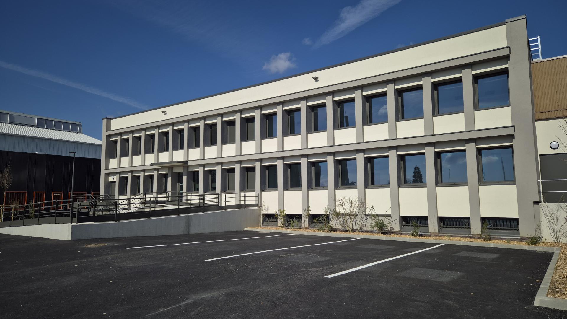 Transformation du site industriel en plateforme logistique urbaine