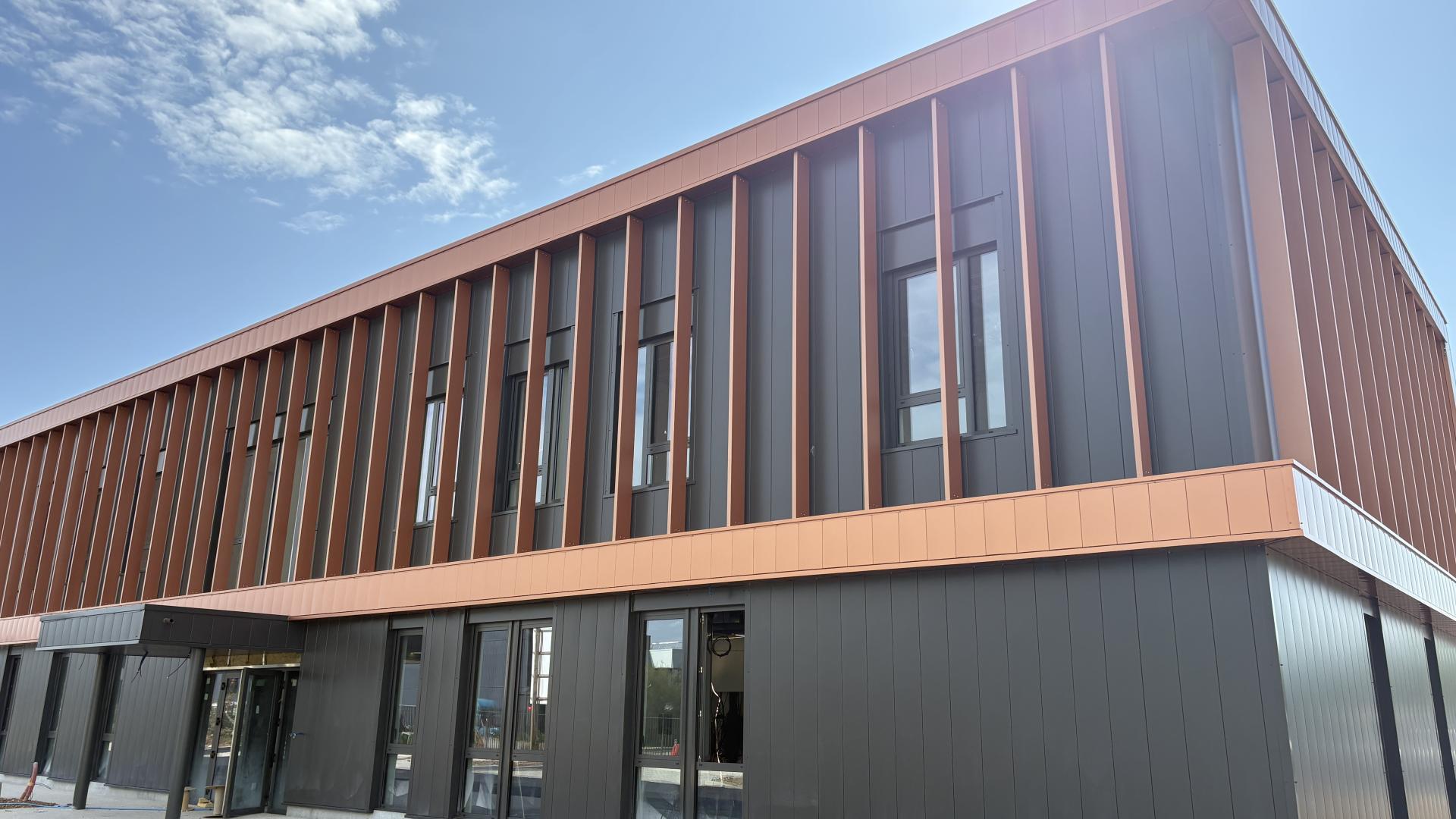 Chantier menuiseries aluminium à Saint-Priest réalisé par KAPECI Aluminium